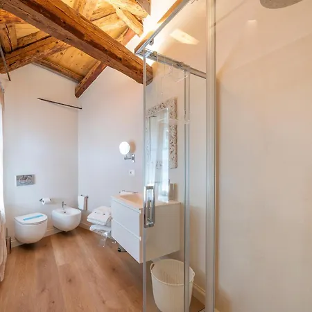 Πανσιόν Alle Mura 4*