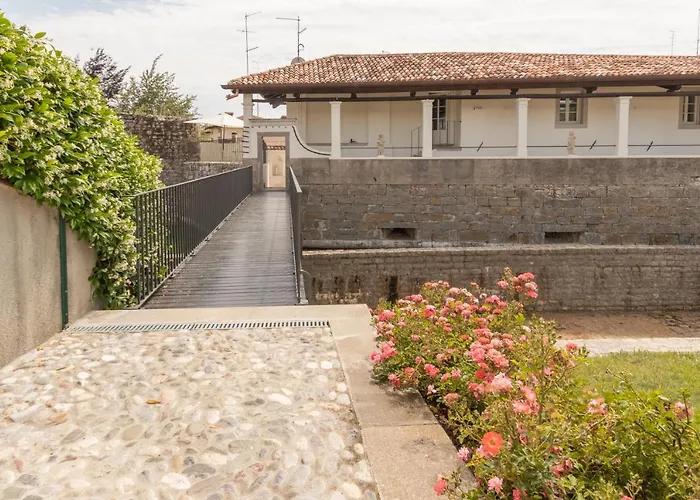 Guest house Alle Mura 4*