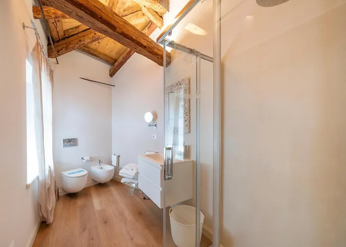 Guest house Alle Mura 4*